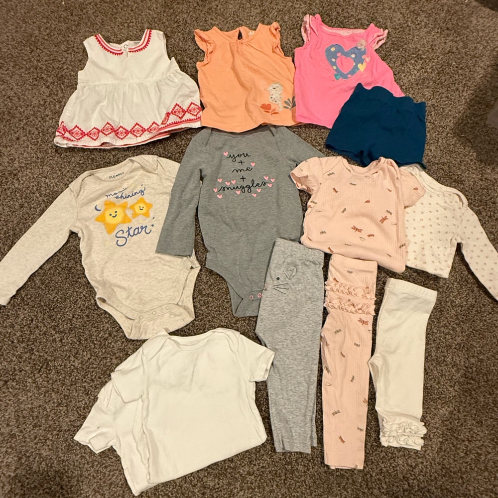 Baby girl Clothing lot